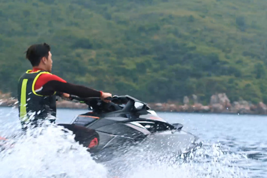 水上運動要好玩、刺激 首先要有安全意識