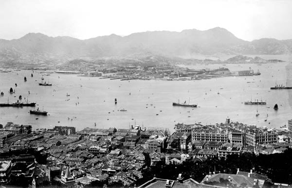 图1：1912年的香港港口